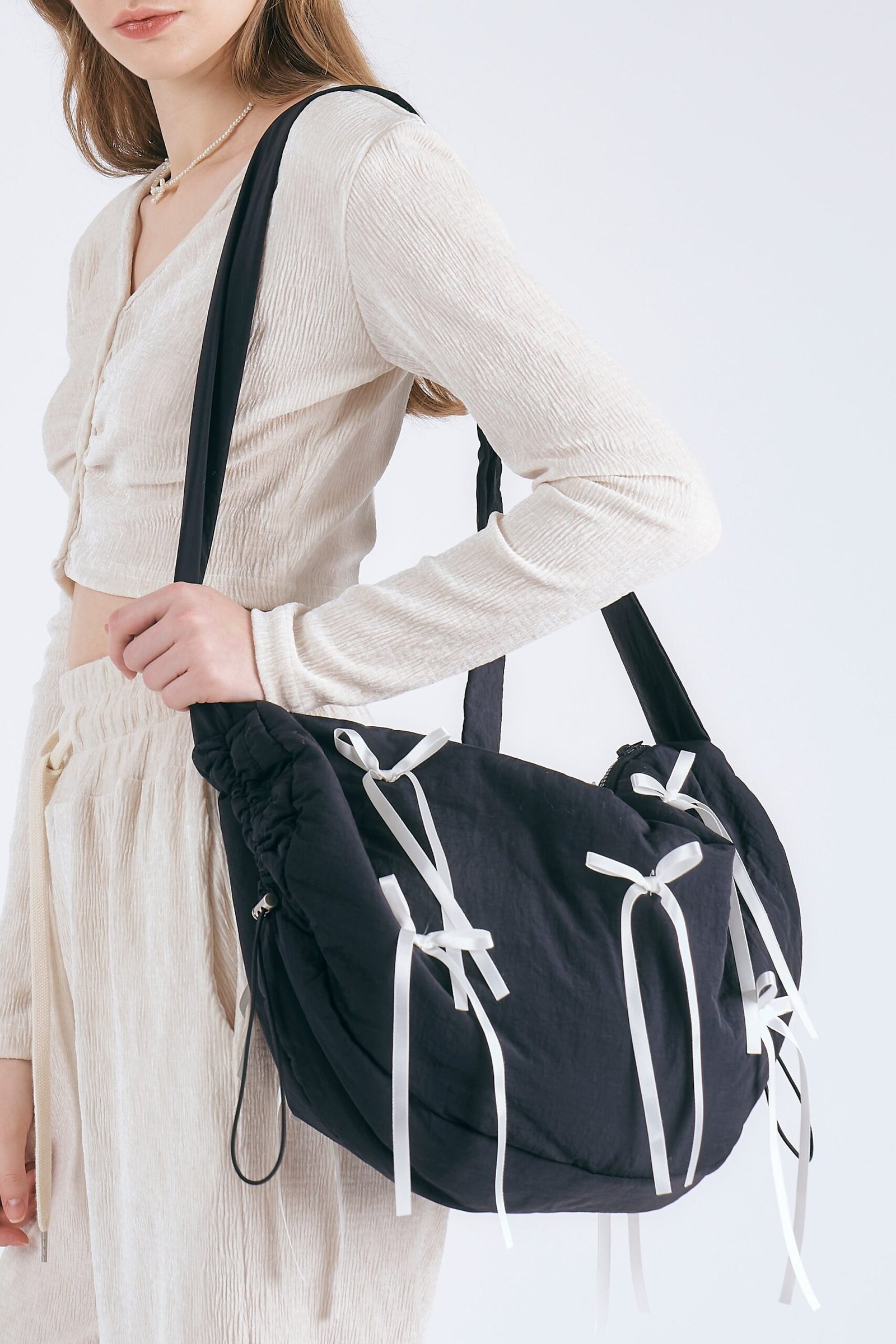 BaileyBowsNylonBag_02.jpg Bailey Bows Nylon Bag - Image 1